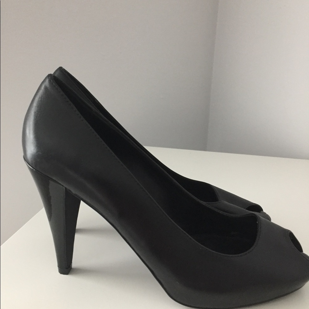 New - Picture 2 of 4